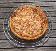 Abrikozen-frangipanetaart