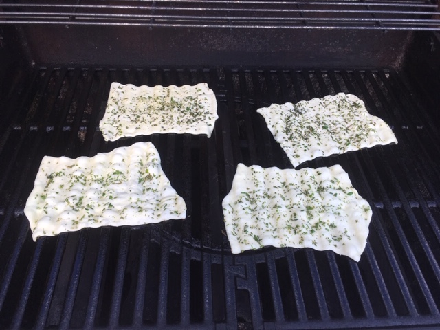 Kruidige BBQ-crackers bakken 1